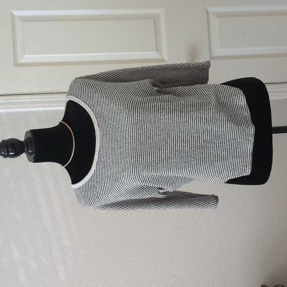 Silence and Noise Striped Knit Pullover Size XS (fits like a medium) - Picture 4 of 7